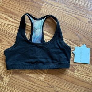 Beyond Yoga Sports Bra Top Size XSmall Black Multicolor NWT